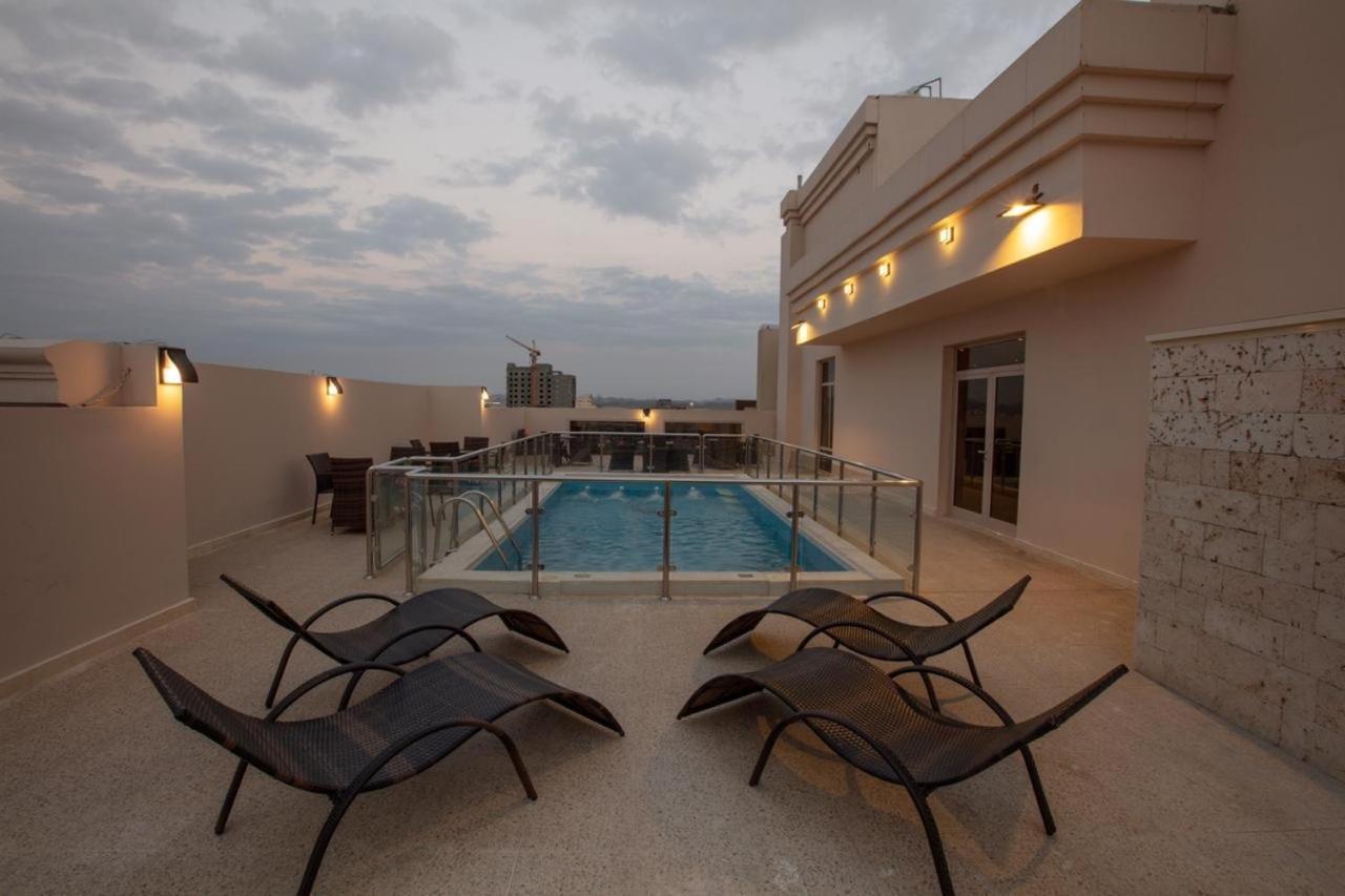 Seasons Park- Mawasim Al Hay At Hotel Jeddah Exterior photo